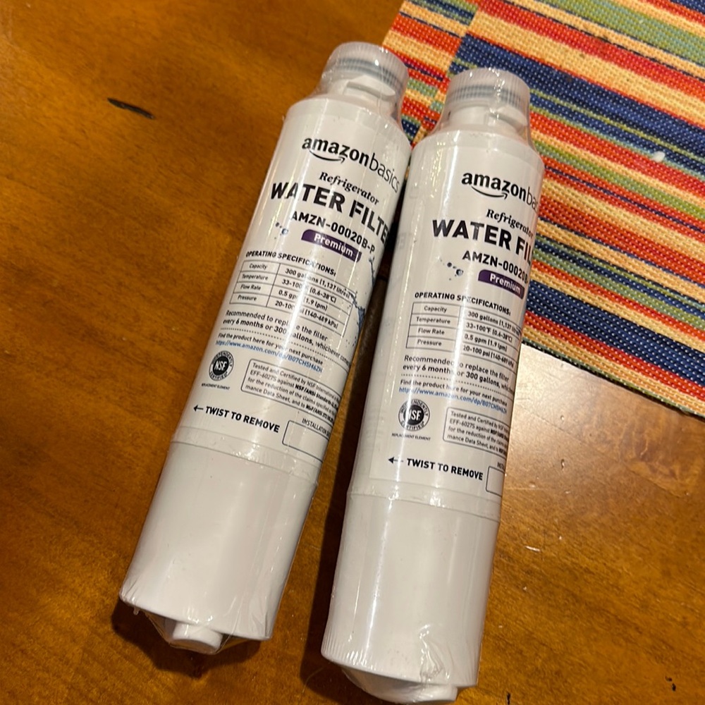 Replacement water filters for refrigerator